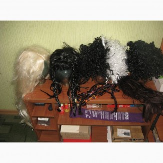 Перуки, перука з дредами, дреди і шиньон-хвостик