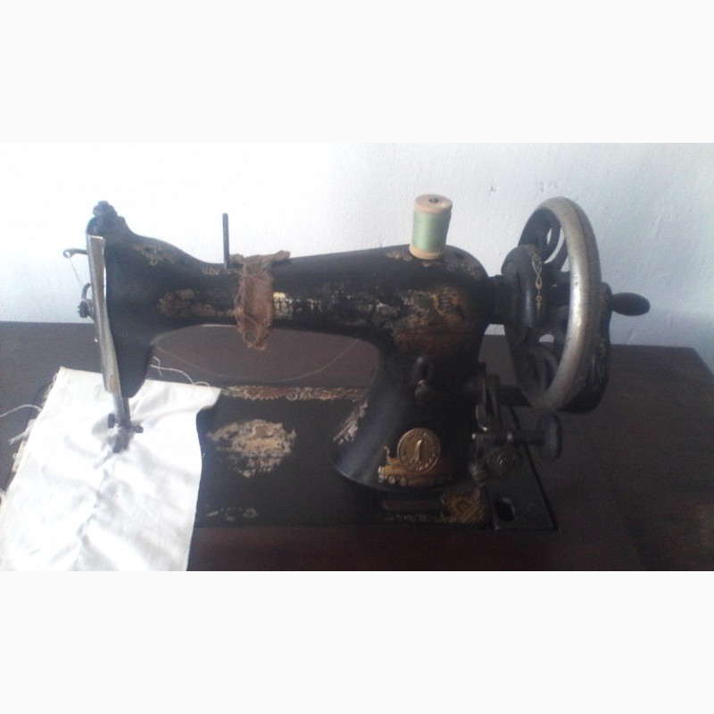 Фото 7. Продам антикварну вінтажну швейну машинку ЗИНГЕР в робочому стані