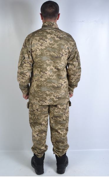 Фото 2. Тактический камуфляжный костюм расцветки Пиксель