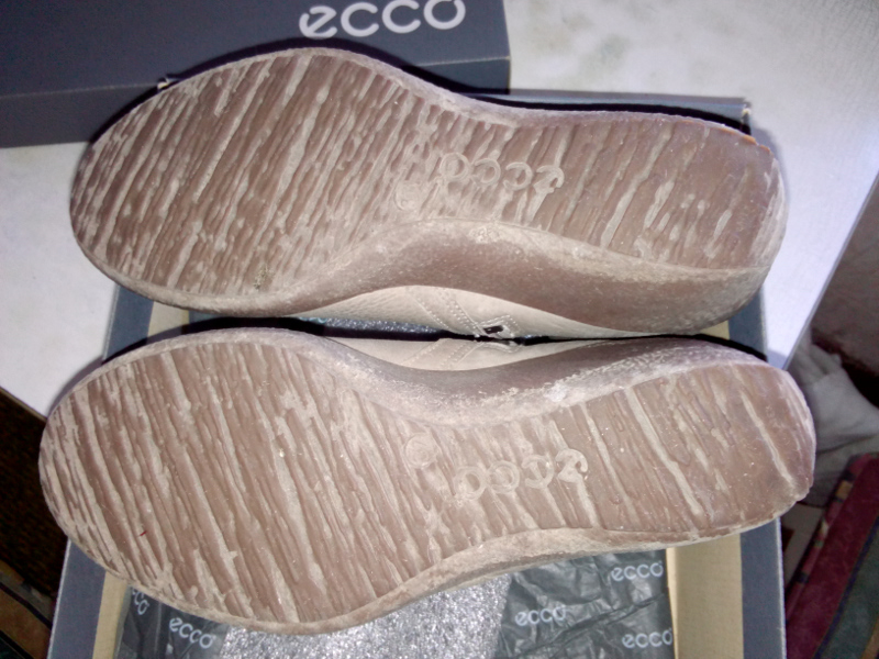 Фото 8. Ботинки женские ECCO