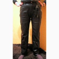 008 Новые черные штаны из эко-кожи. Размеры 29-33