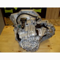 Коробка передач ( механика PF6012 ) на 2.5dci - RENAULT TRAFIC / OPEL VIVARO