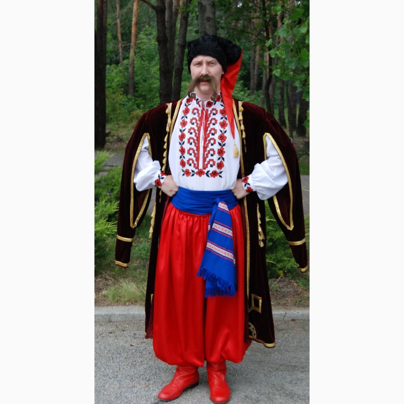 Фото 2. Прокат украинских национальных костюмов