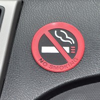 Наклейка в салон авто Не курить