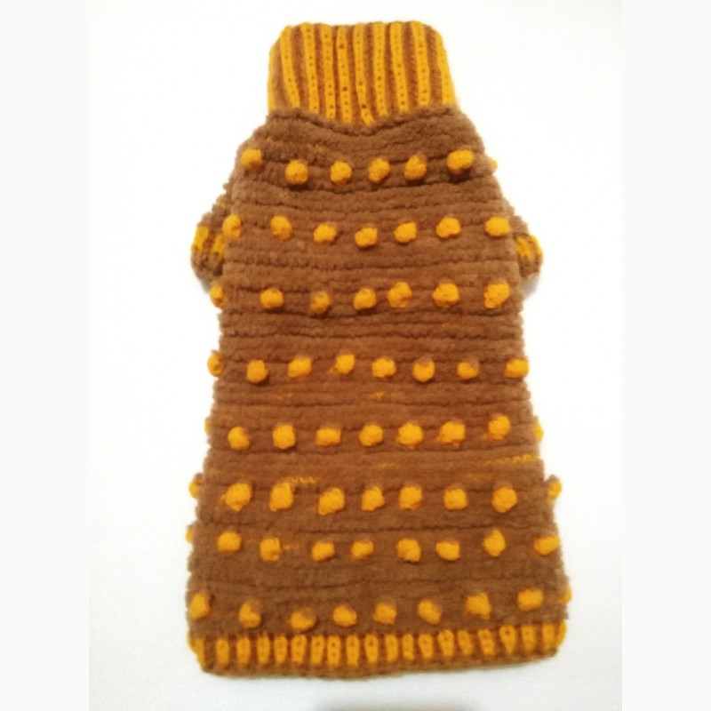 Фото 5. Коричневый с жёлтыми шишечками плюшевый свитер для Собак и Кошек