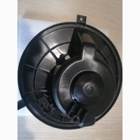 Мотор вентилятора печки (отопителя салона) 1K1819015E / 35819006