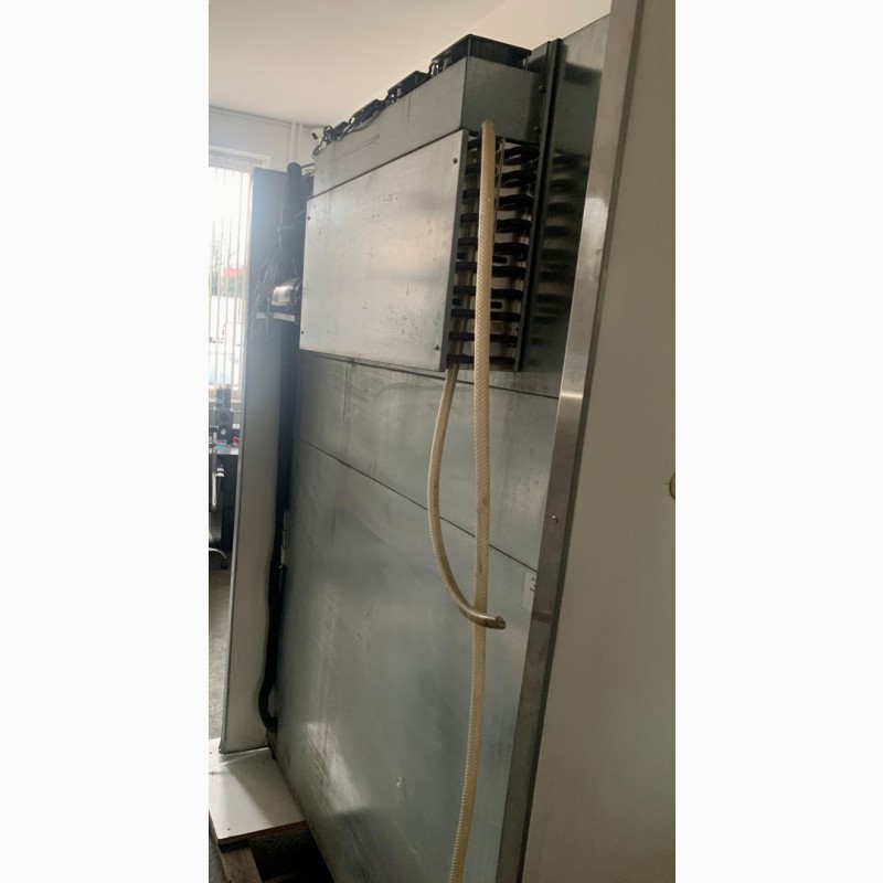 Фото 3. Холодильний стелаж IGLOO KING 1, 6 м закритий з агрегатом