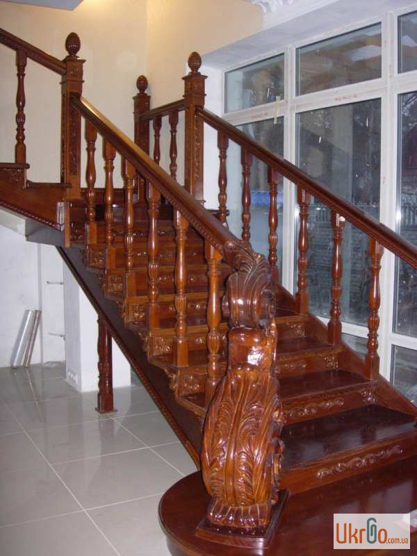 Фото 2. Качественные лестницы из дерева на второй этаж