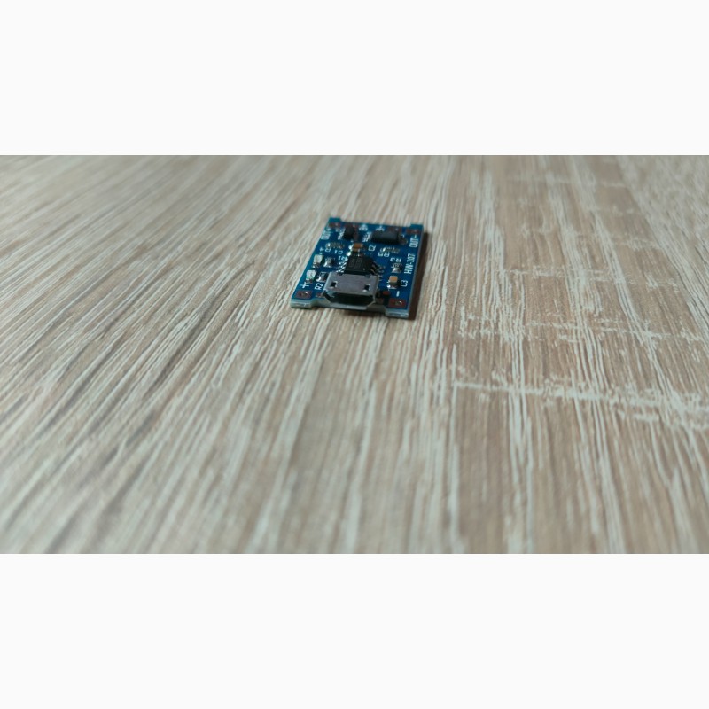 Фото 5. Контроллер заряда TP4056 Micro USB 1A 18650 для литиевых LI-ION аккумуляторов