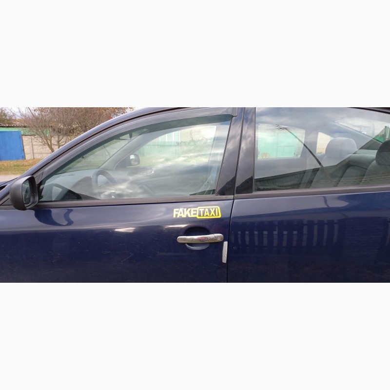 Фото 3. Наклейка на авто FakeTaxi желтая светоотражающая