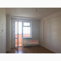 Продам 4-х комнатную квартиру на Сахарова ул