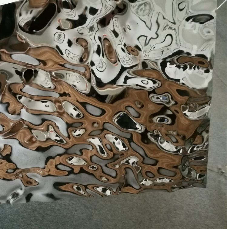 Фото 17. Зеркальные панели волна, оплавленное зеркало Lava. Новый декор премиум класса